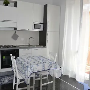 Il Nido Di , Genova Italia